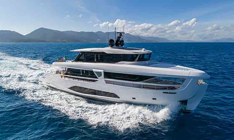 Купить яхту эксплорер