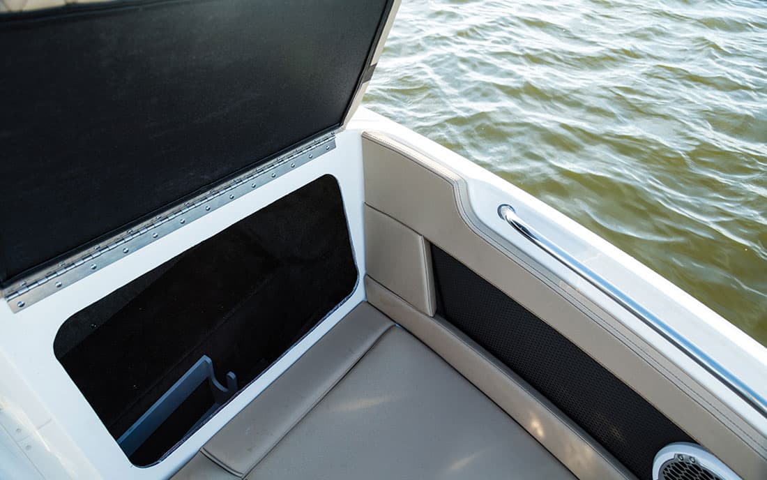 Катер Sea Ray SLX 230 фото 2.3