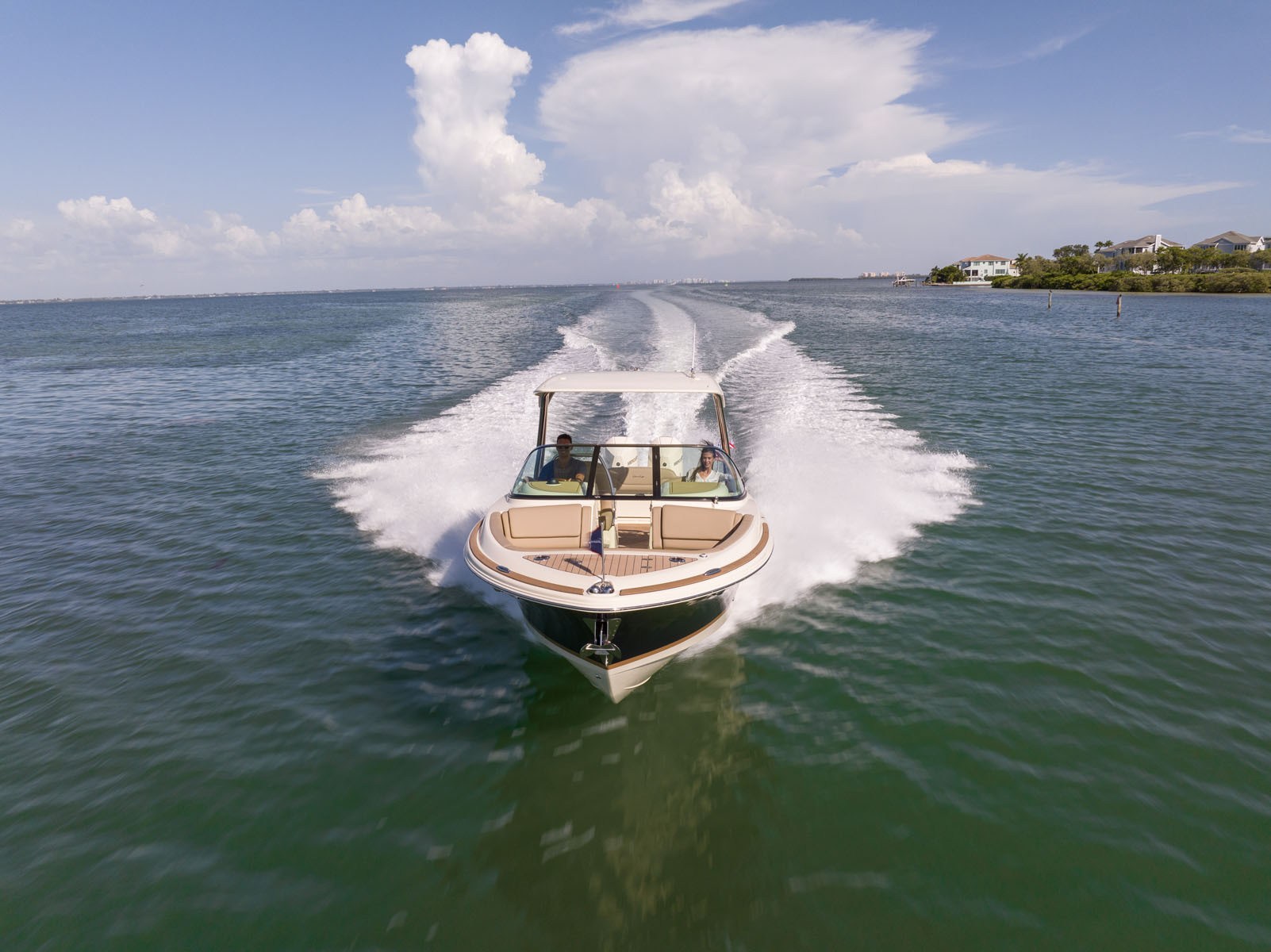 Chris-Craft Calypso 28