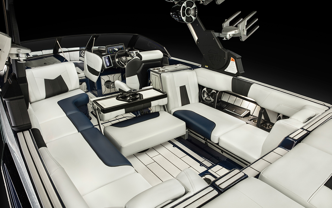 Катер буксировщик Malibu 24 MXZ 2021 фото 2.7
