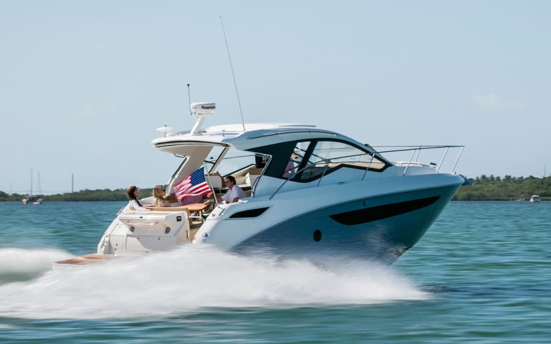 Катер Sea Ray Sundancer 350 Coupe фото 1.4