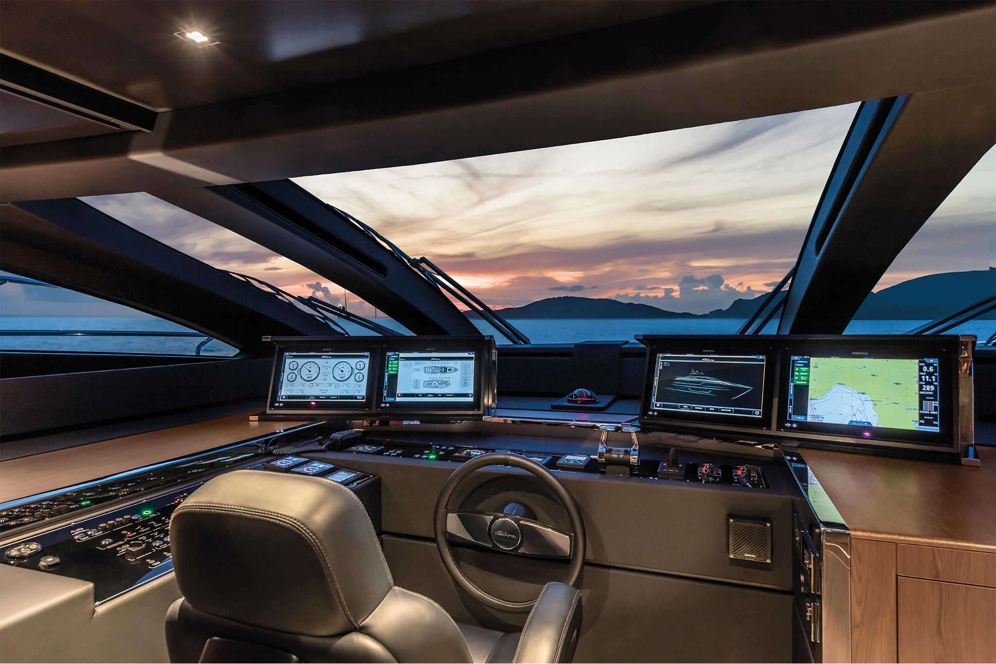 Riva 90' Argo