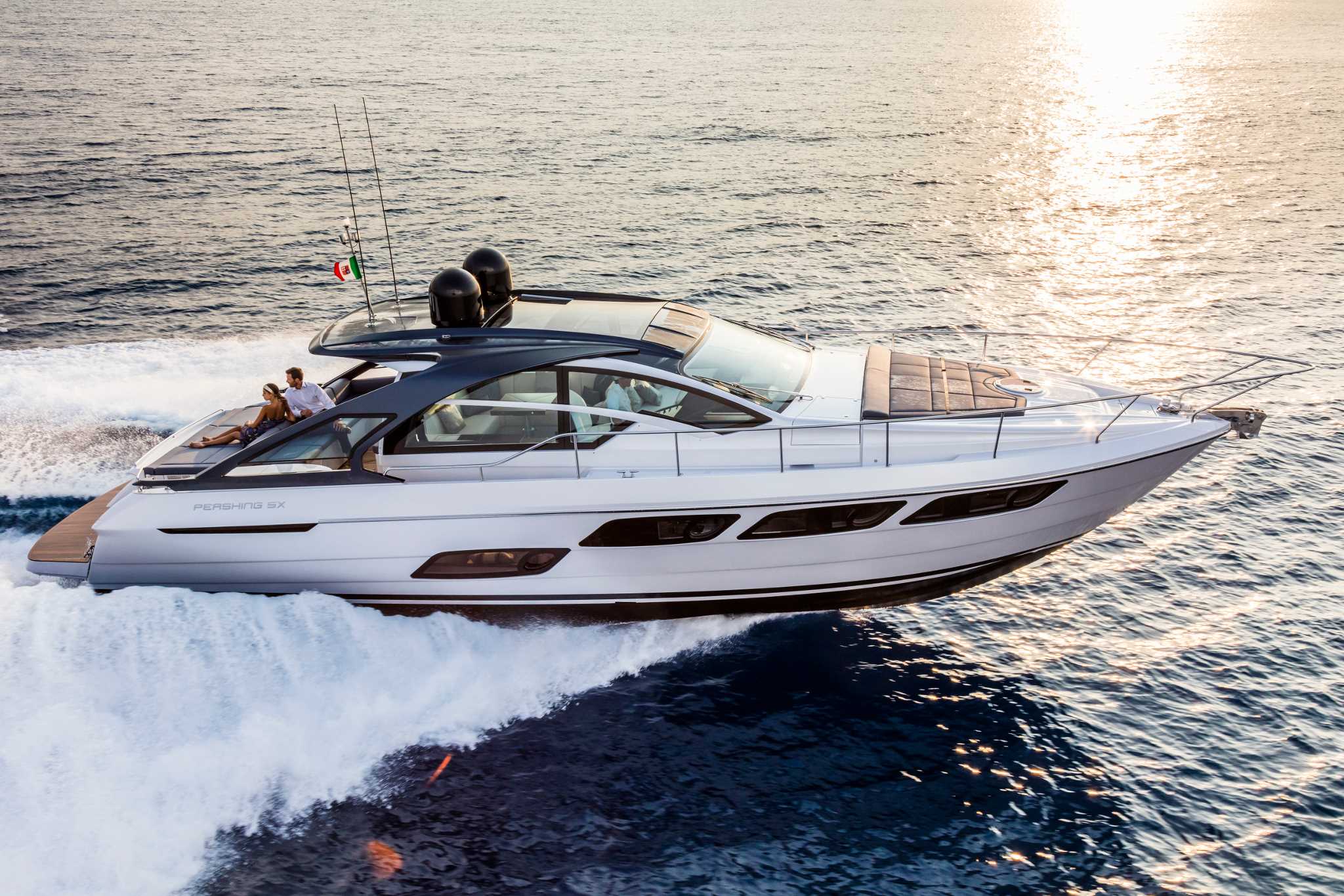 Pershing 5x