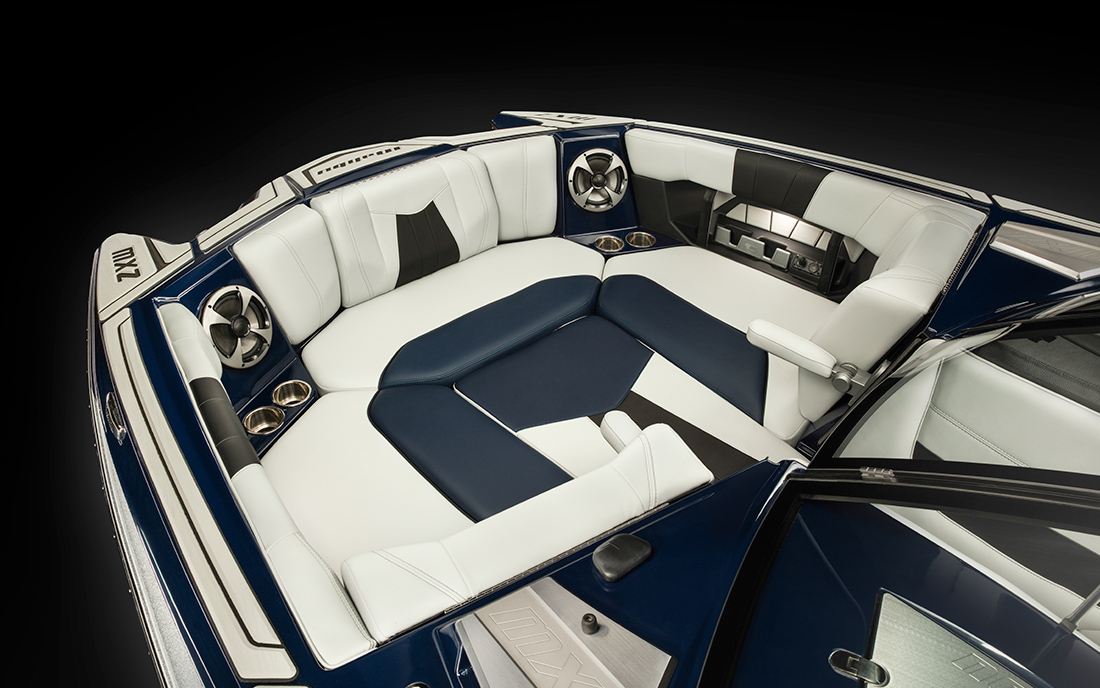 Катер буксировщик Malibu 24 MXZ 2021 фото 2.5