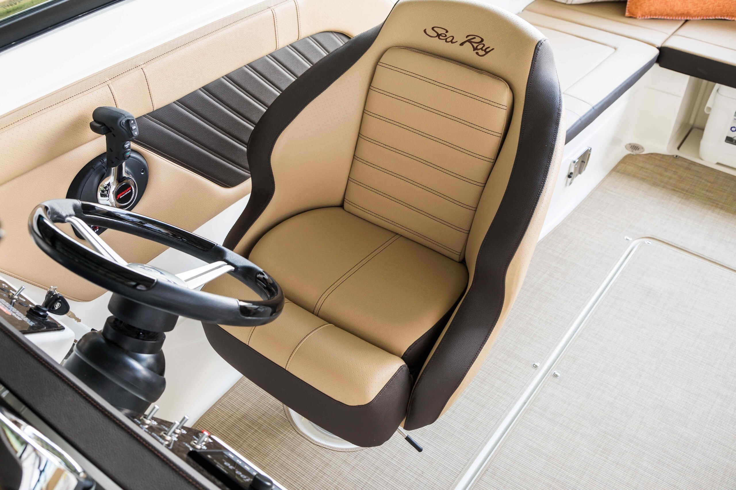 Sea Ray SPX 230 OB