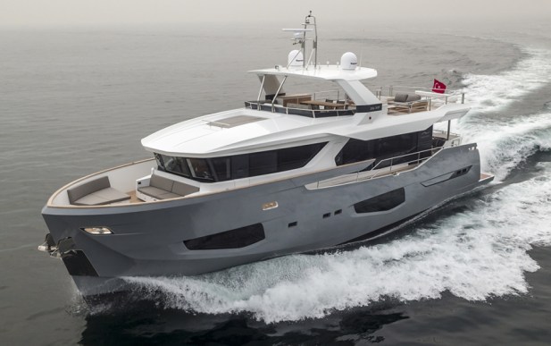 Яхта Numarine 26 XP вошла в ТОП-24 по версии Robb Report USA