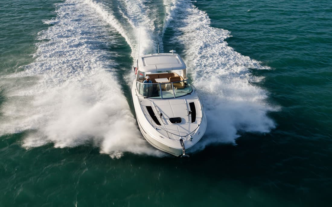 Катер Sea Ray Sundancer 350 HardTop фото 1.2
