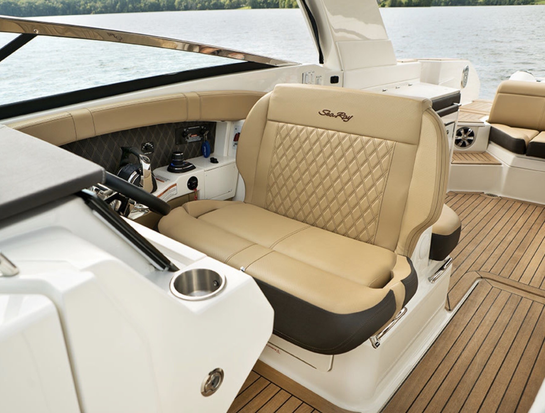 Sea Ray SLX 350 OB