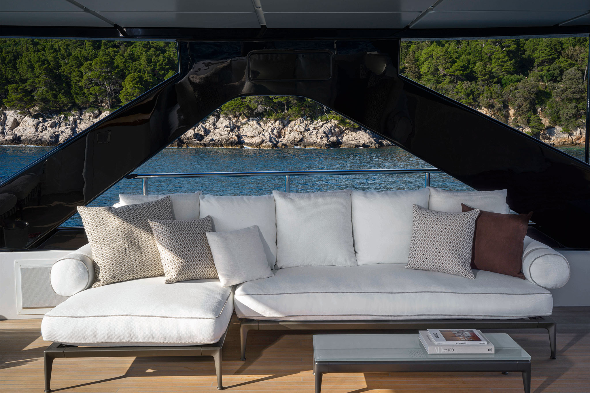 Custom Line Navetta 38
