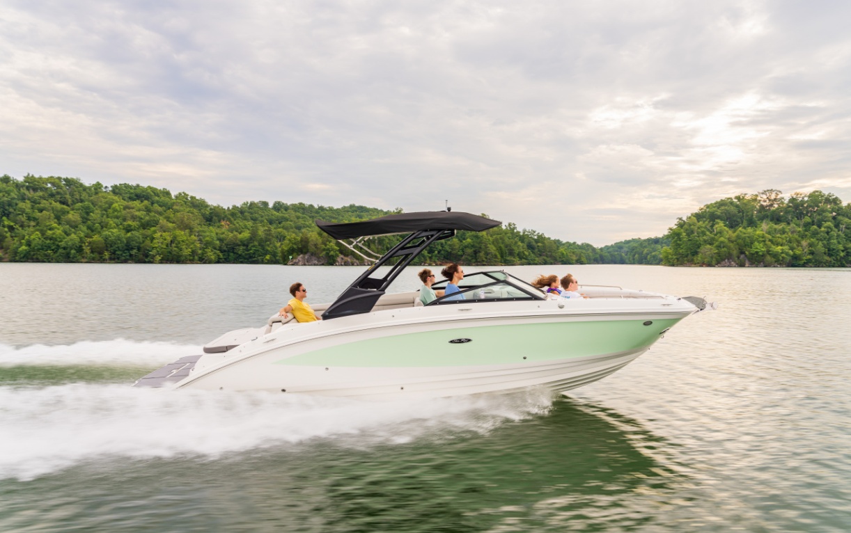 Катер Sea Ray 290 SDX: места хватит всем