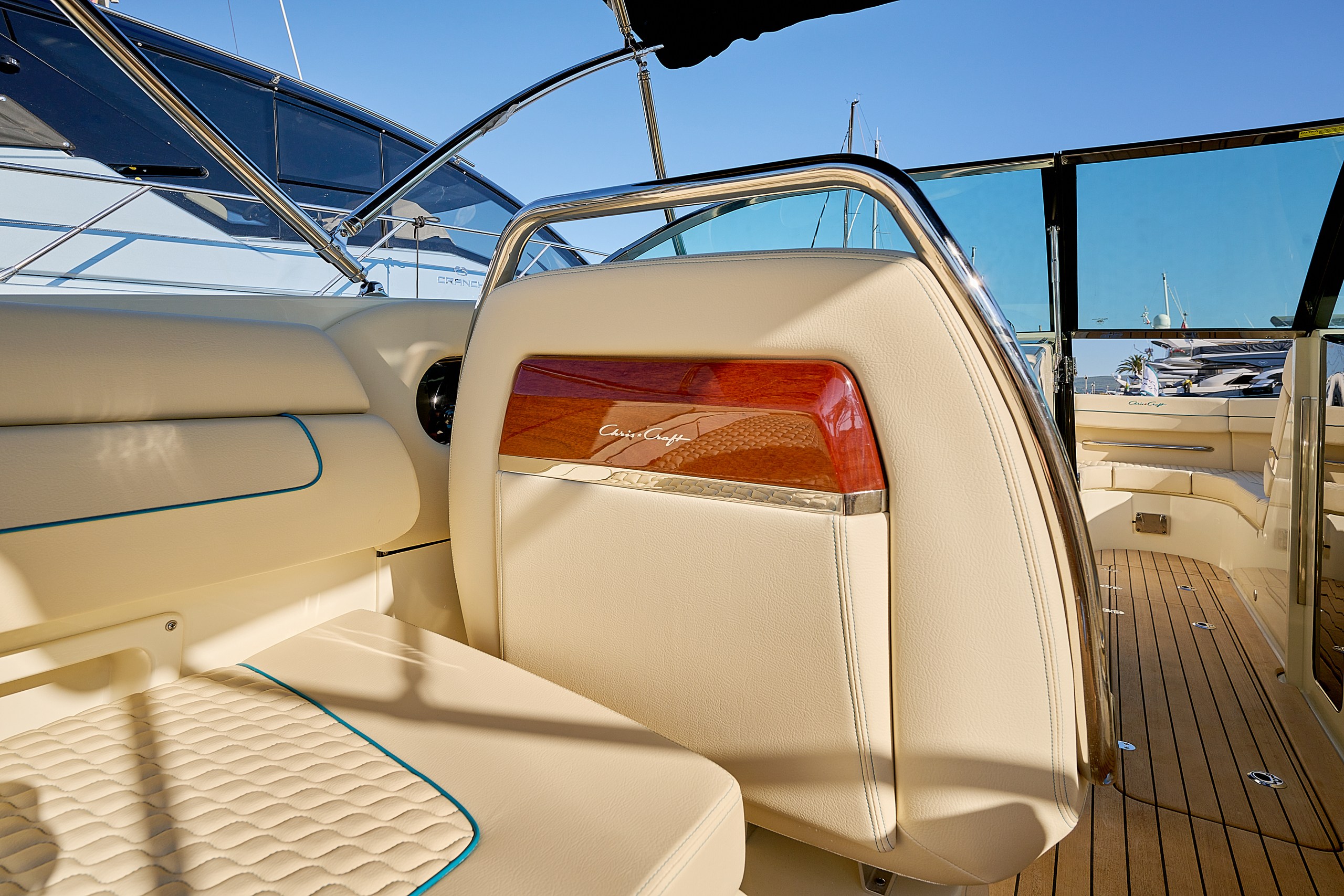 Chris-Craft Launch 31 GT