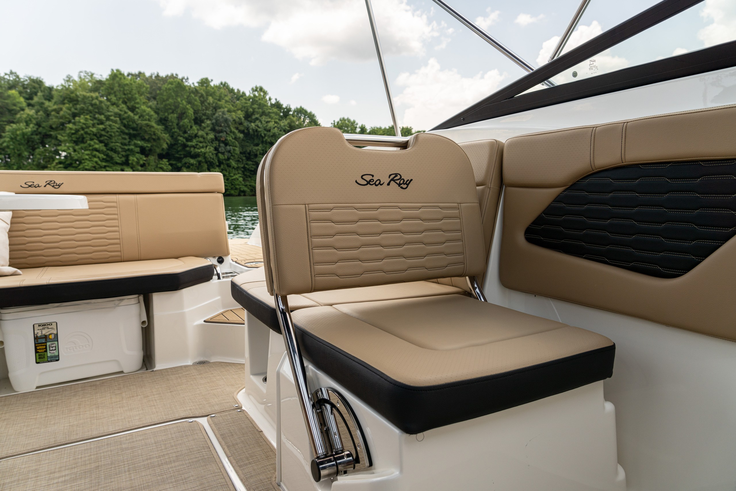 Sea Ray 230 SPX