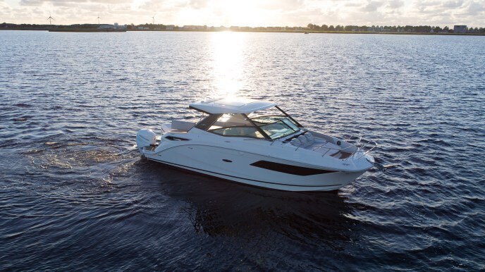Sea Ray Sundancer 320 OB