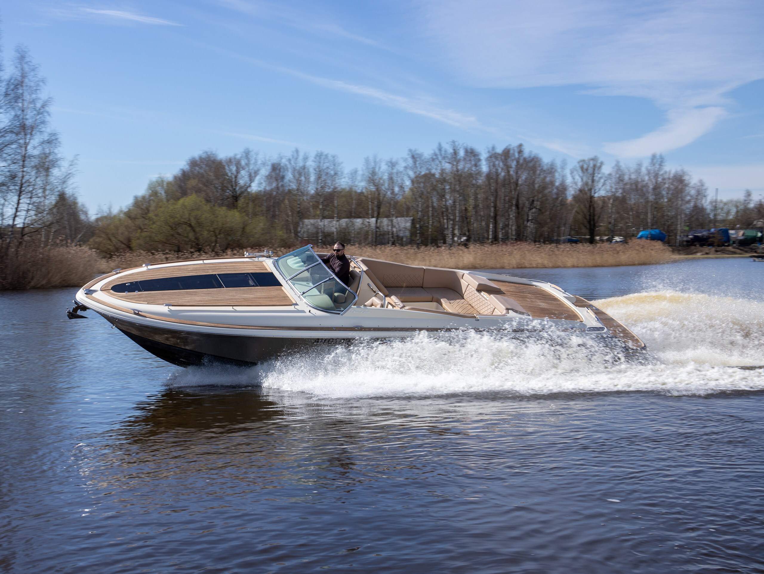 Chris-Craft Corsair 34