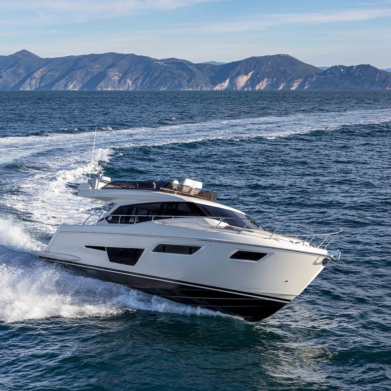 Новая Ferretti Yachts 500 доступна к заказу с поставкой в Апреле 2021!