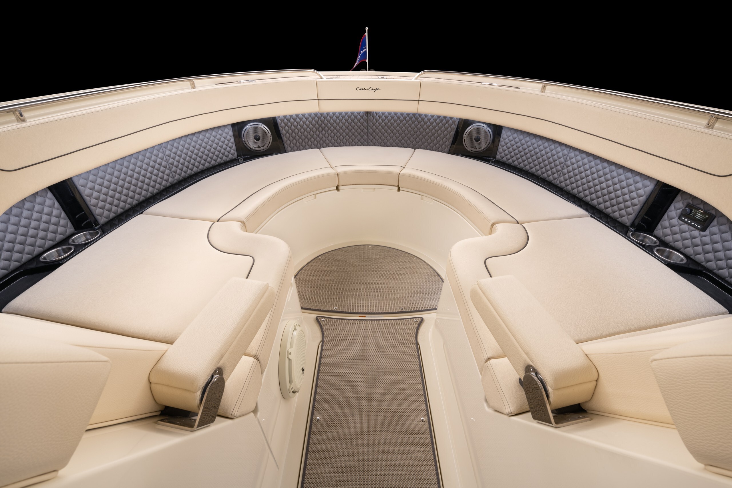 Chris-Craft Calypso 35