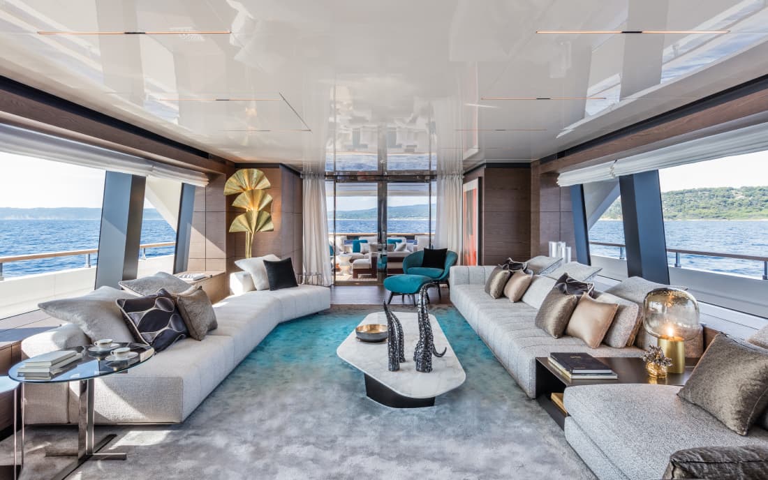 Custom Line Navetta 42