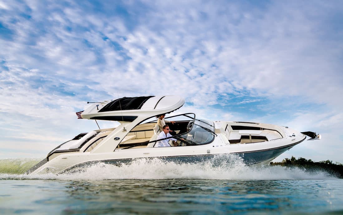 Катер Sea Ray SLX 310: созданный удивлять