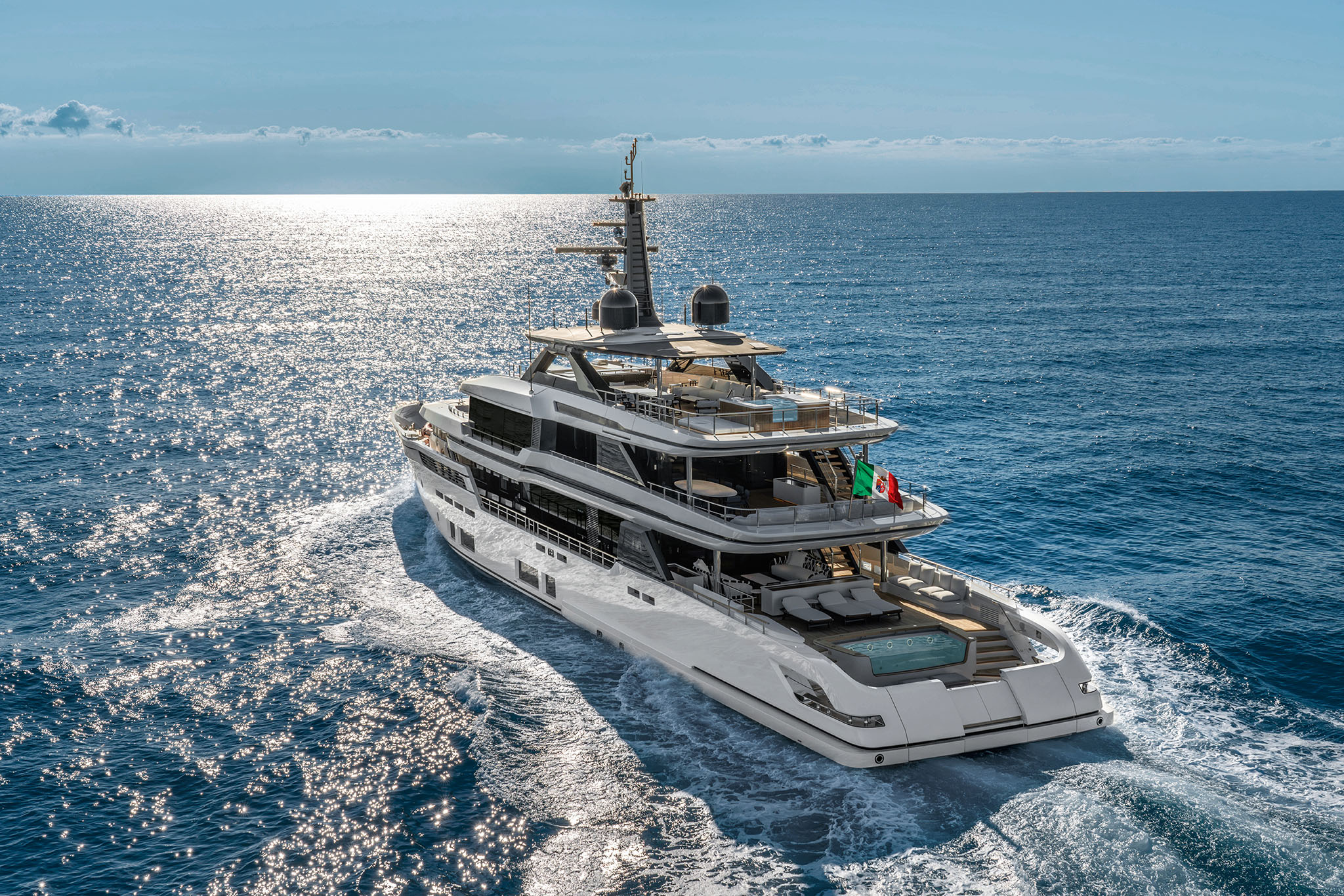 Custom Line Navetta 50