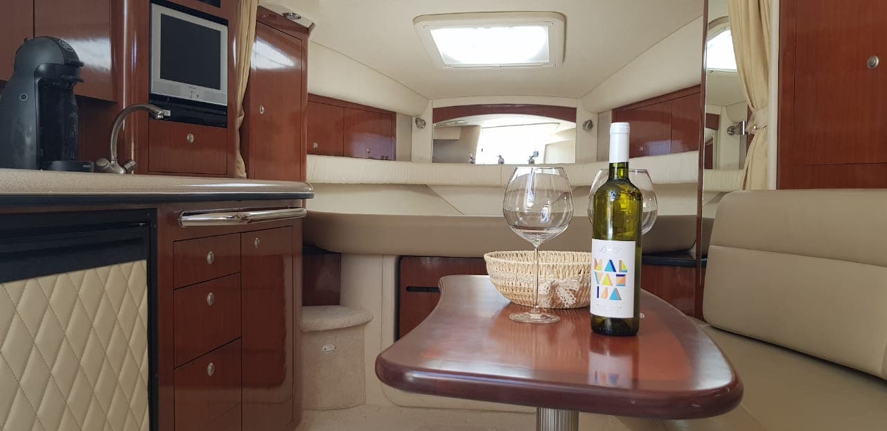 Катер Sea Ray 375 Sundancer фото 2.1
