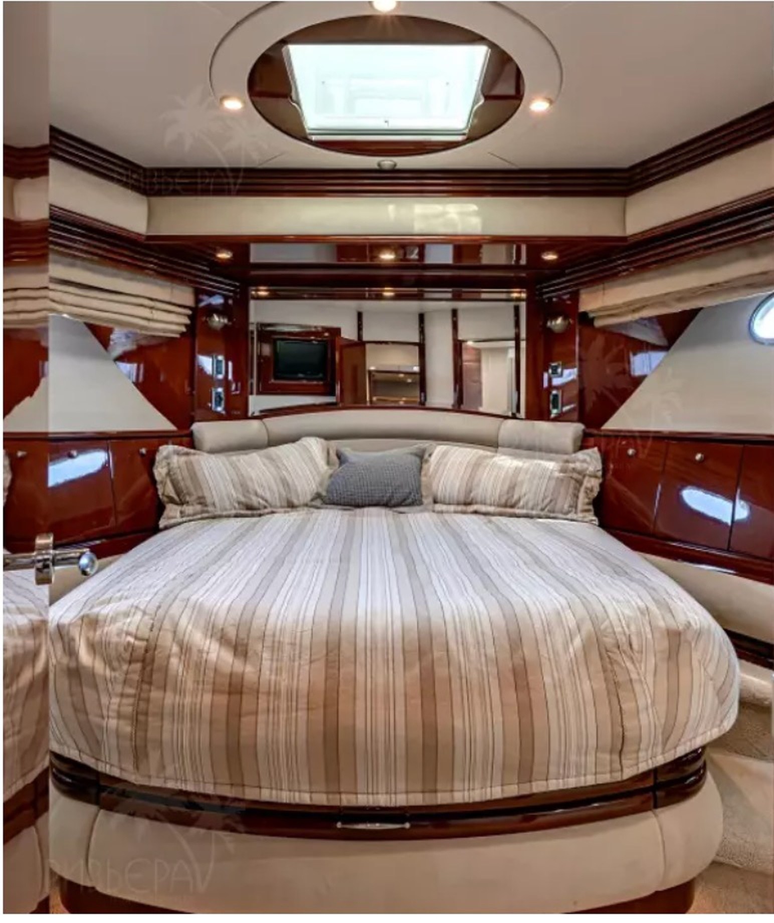 MARQUIS 690
