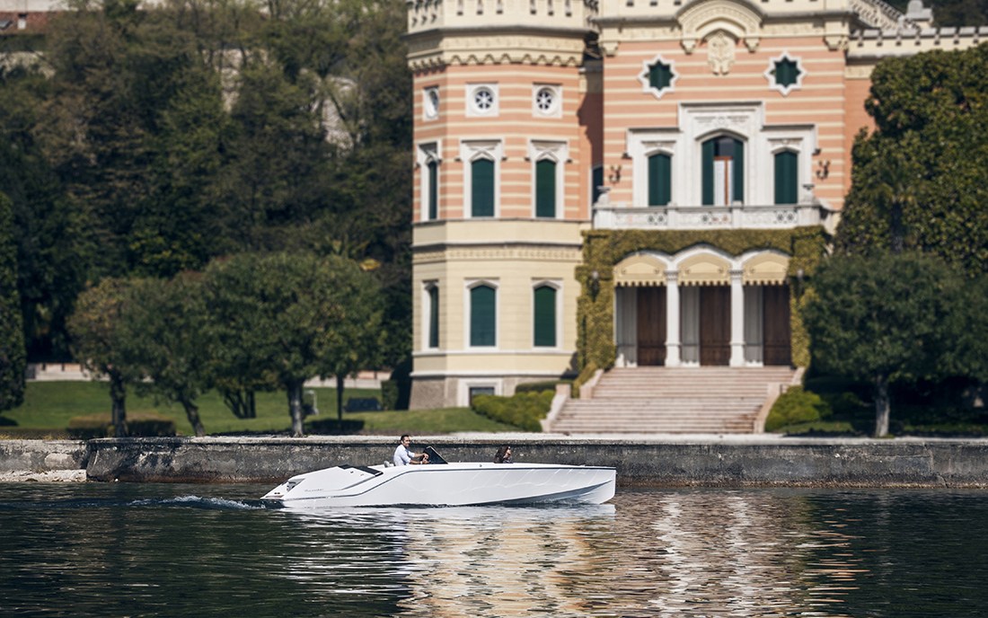 Frauscher 747 Mirage Air