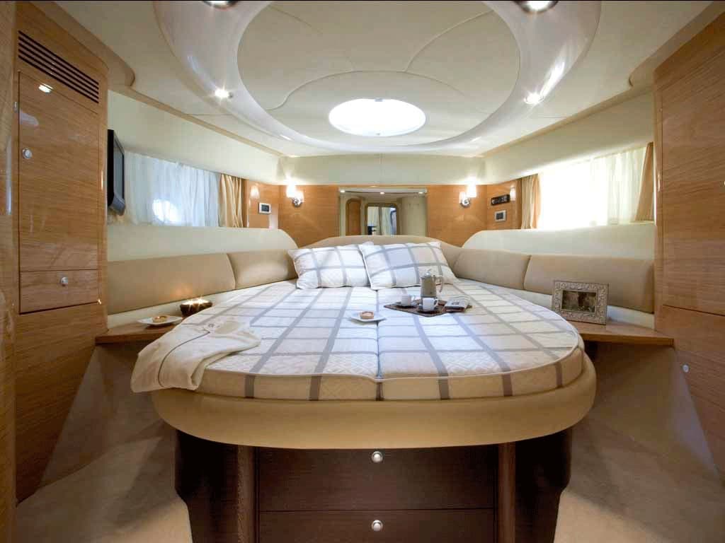 Яхта Cranchi 50 Atlantique фото 1.8