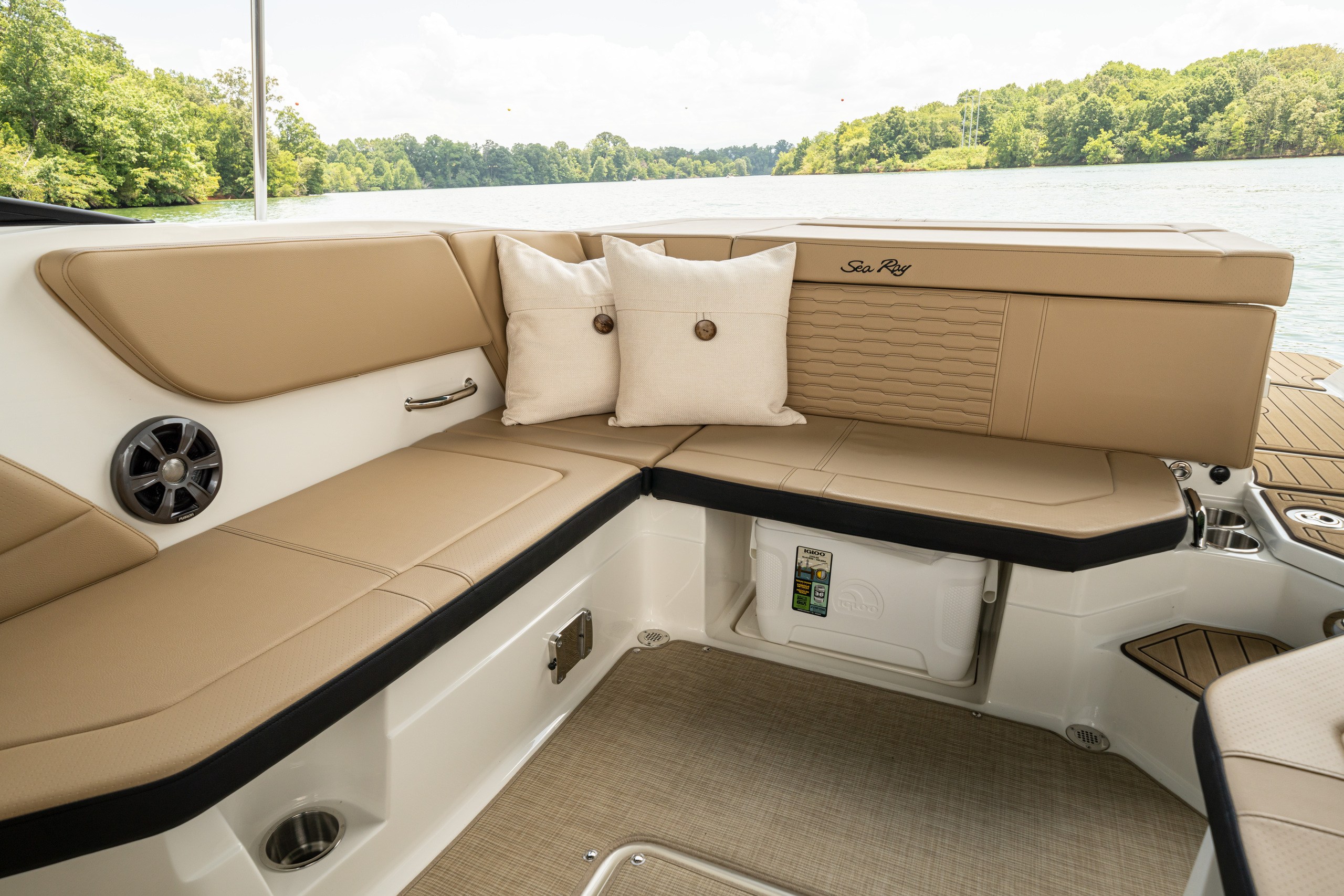 Sea Ray 230 SPX