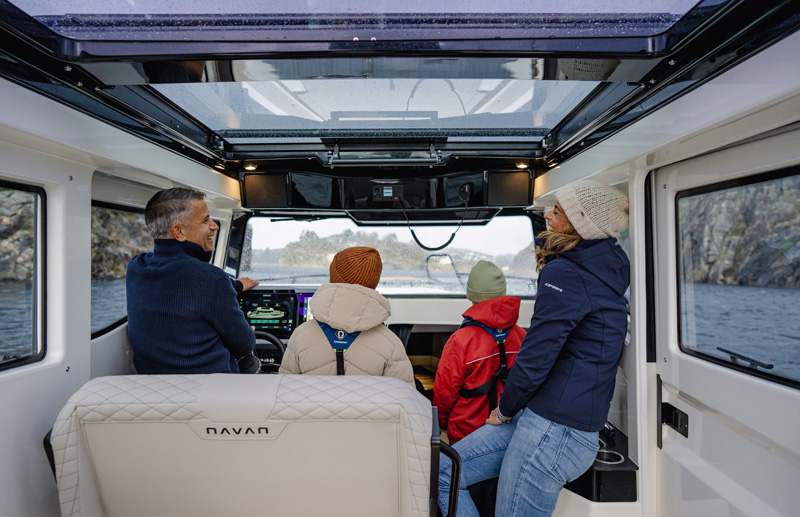 Катер NAVAN Navan C30 фото 2.4