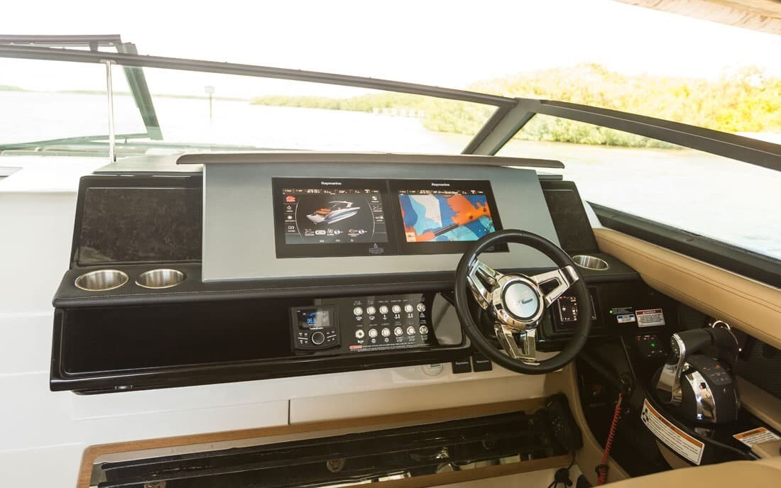 Sea Ray SLX 400 OB