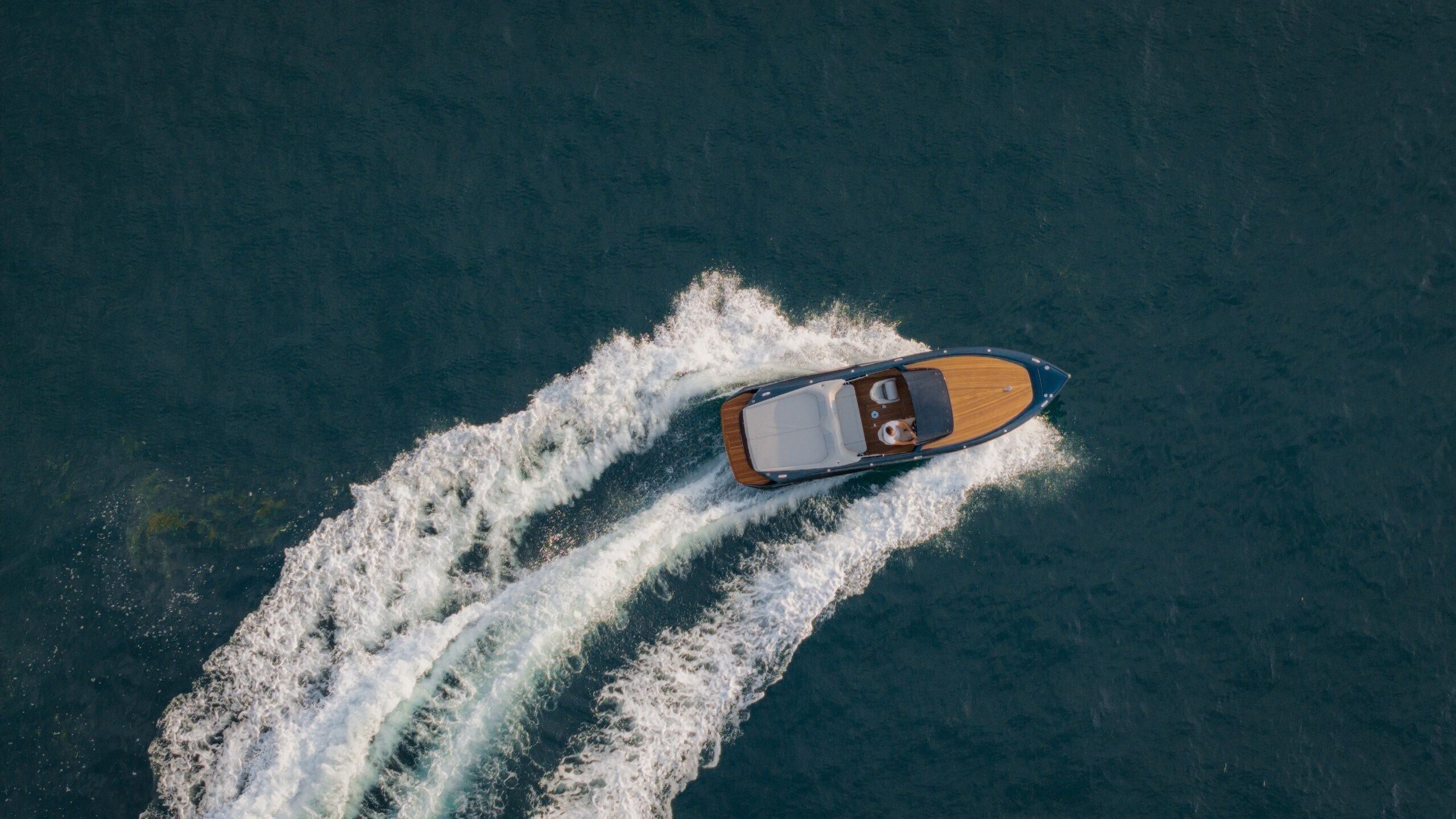 Frauscher x Porsche 790 Spectre