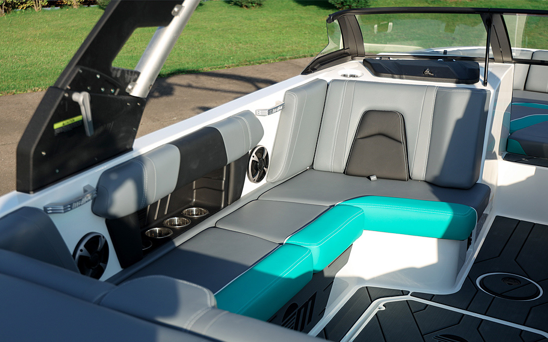 Катер буксировщик Malibu 21 MLX - 71229 фото 1.21