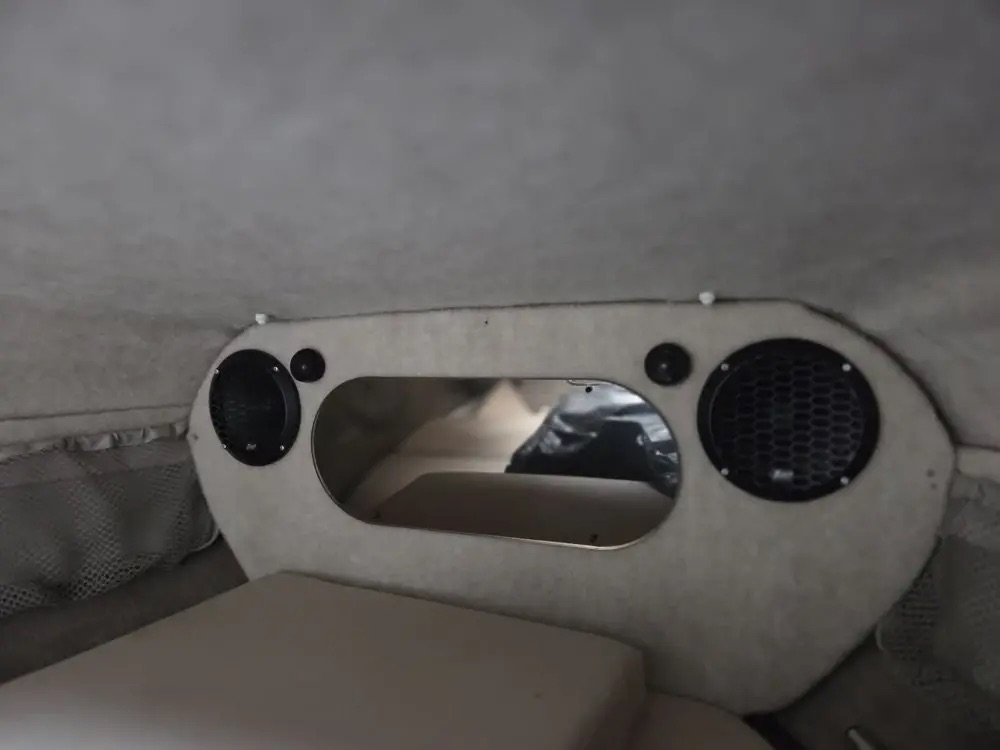 Stingray 205CS фото 1.13