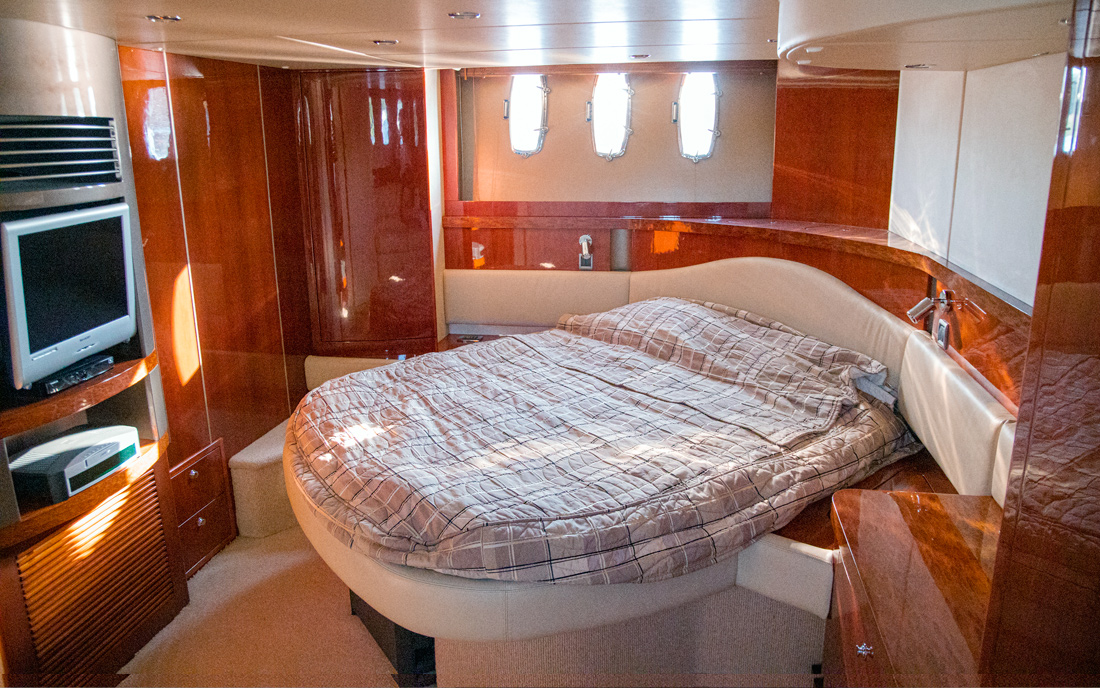 Яхта Fairline Targa 62GT(05) фото 1.10