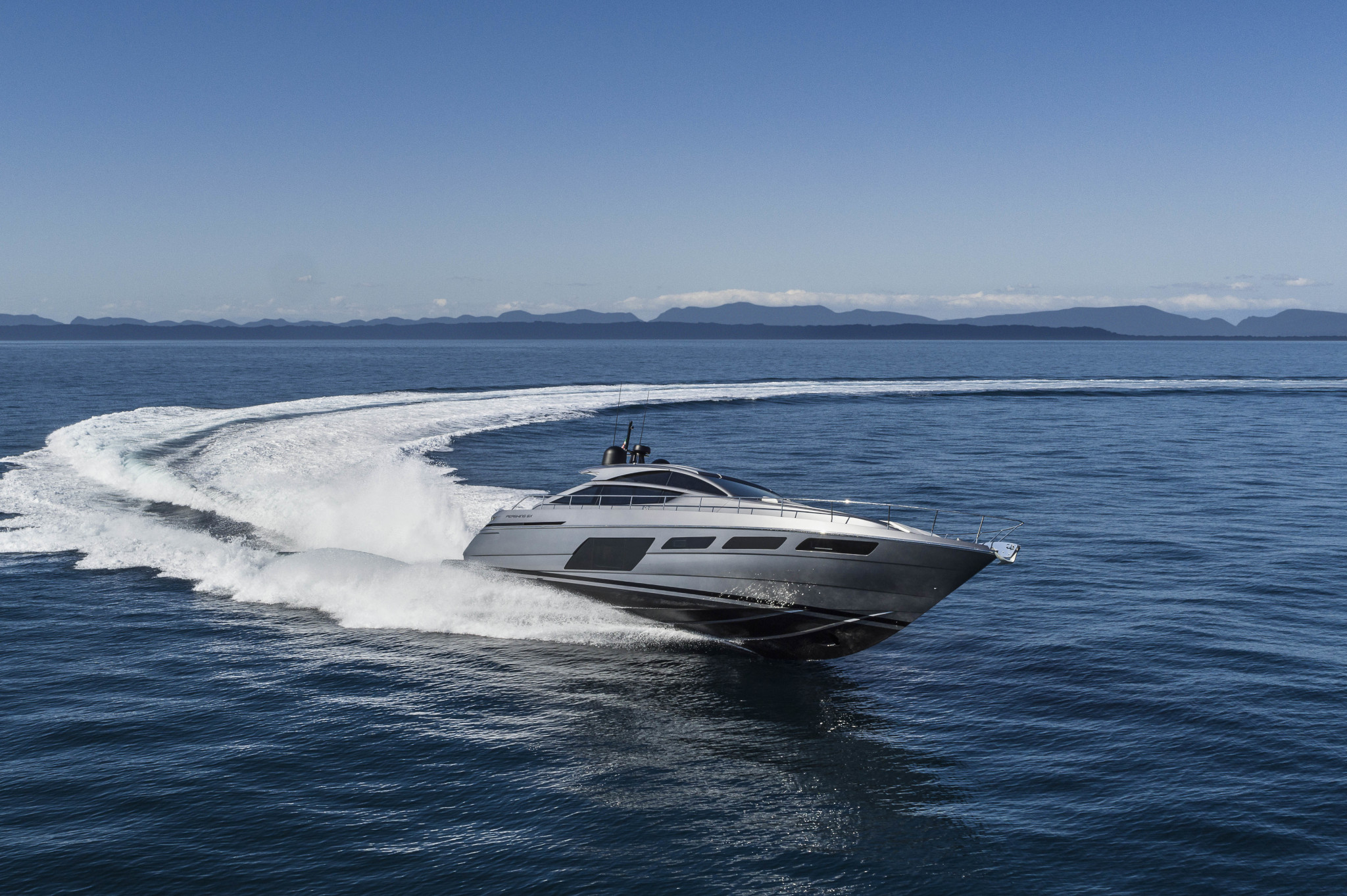 Pershing 7x