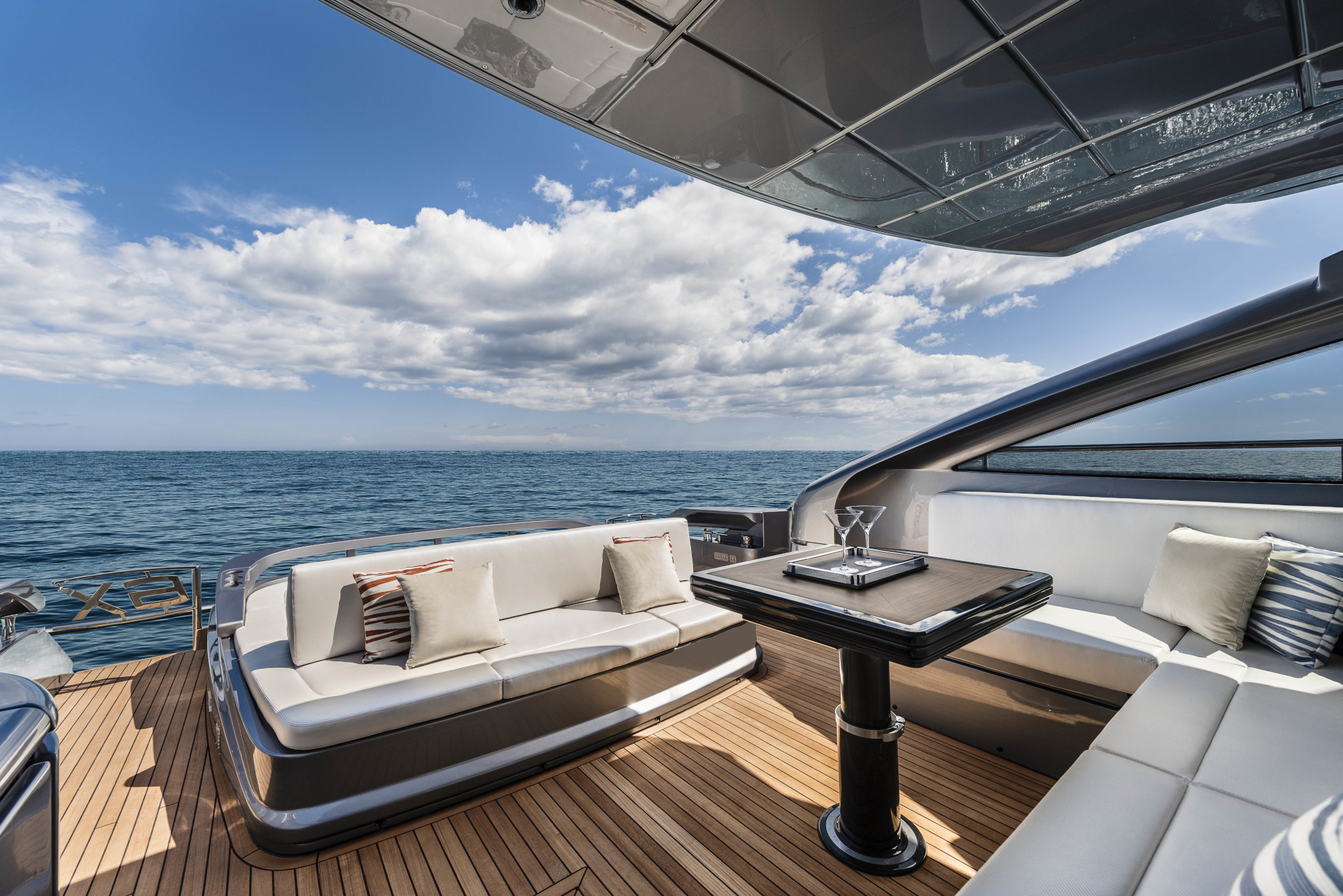Pershing 6x