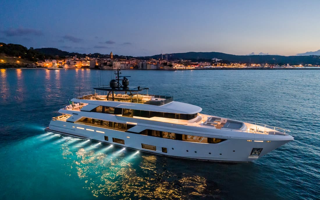 Custom Line Navetta 42