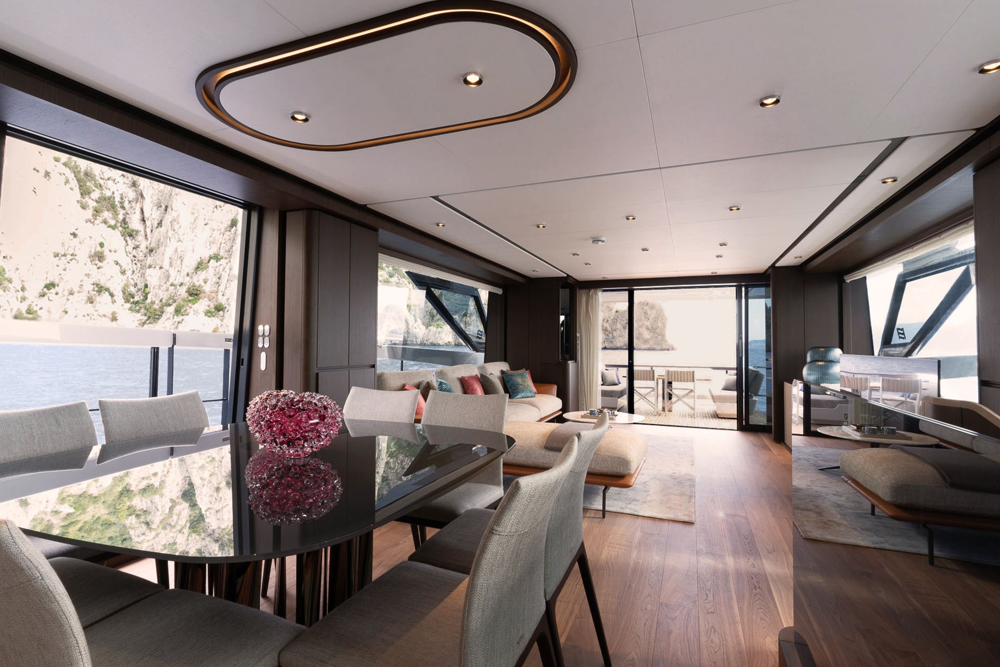 Ferretti Yachts 860