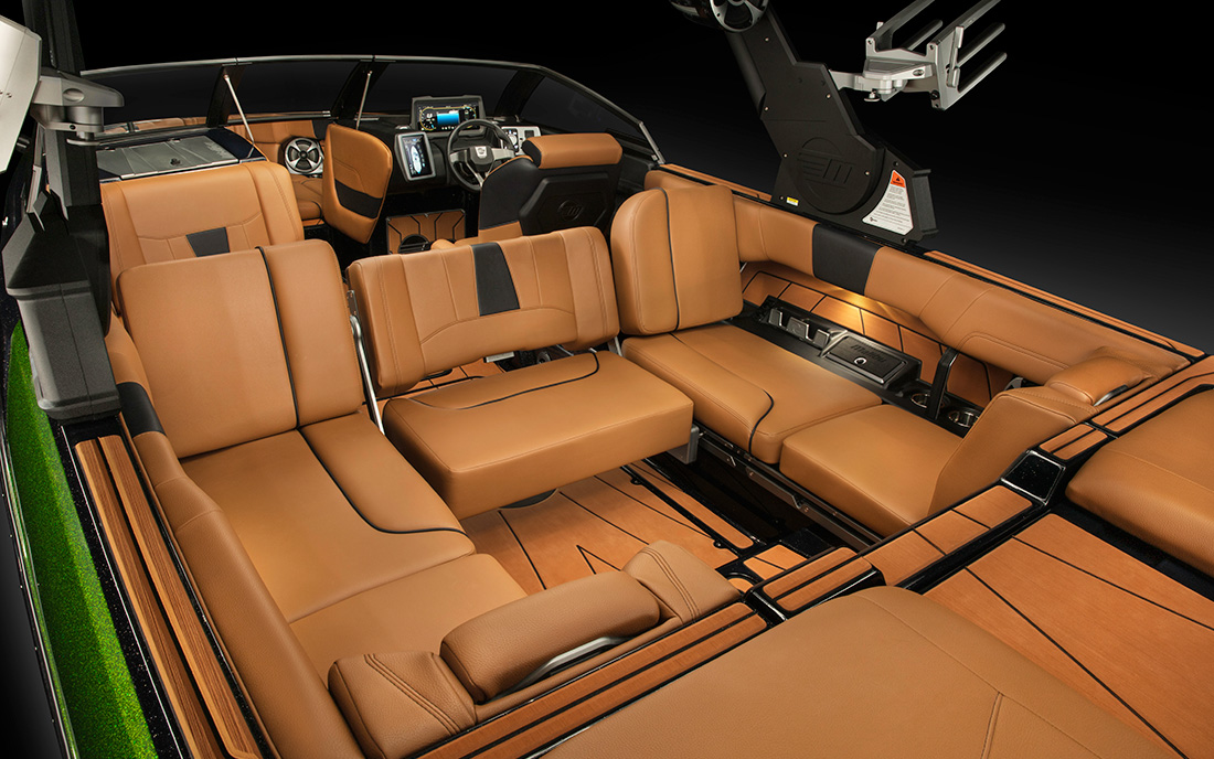 Катер буксировщик Malibu 23 LSV 2021 фото 2.4
