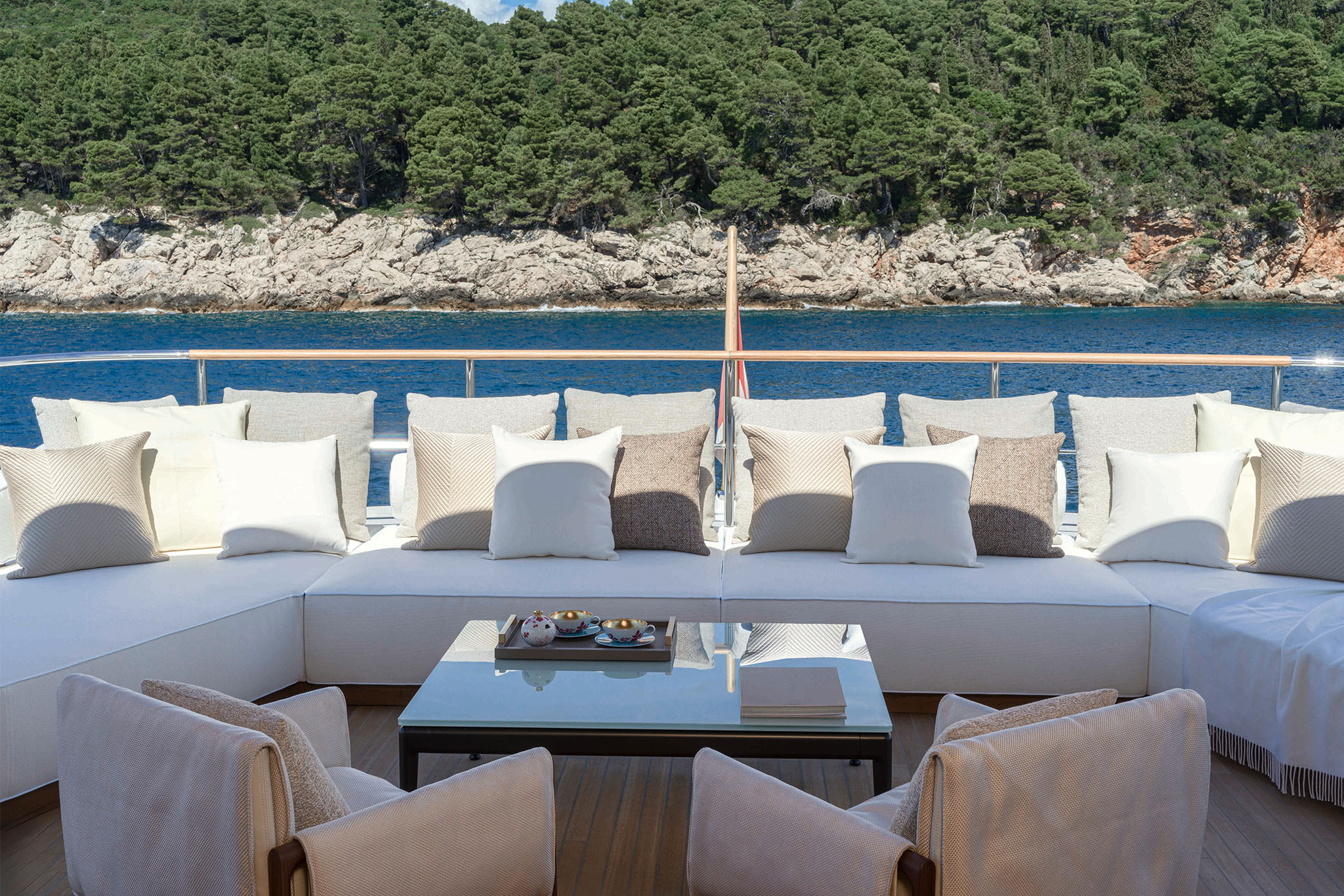 Custom Line Navetta 38