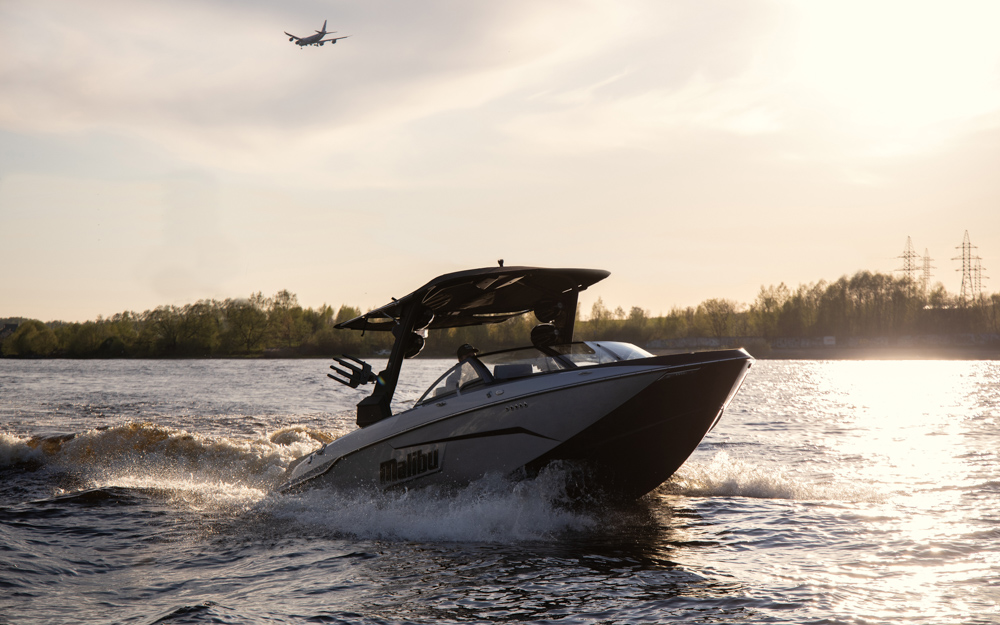 Катер буксировщик Malibu 25 LSV / 25596 фото 1.13