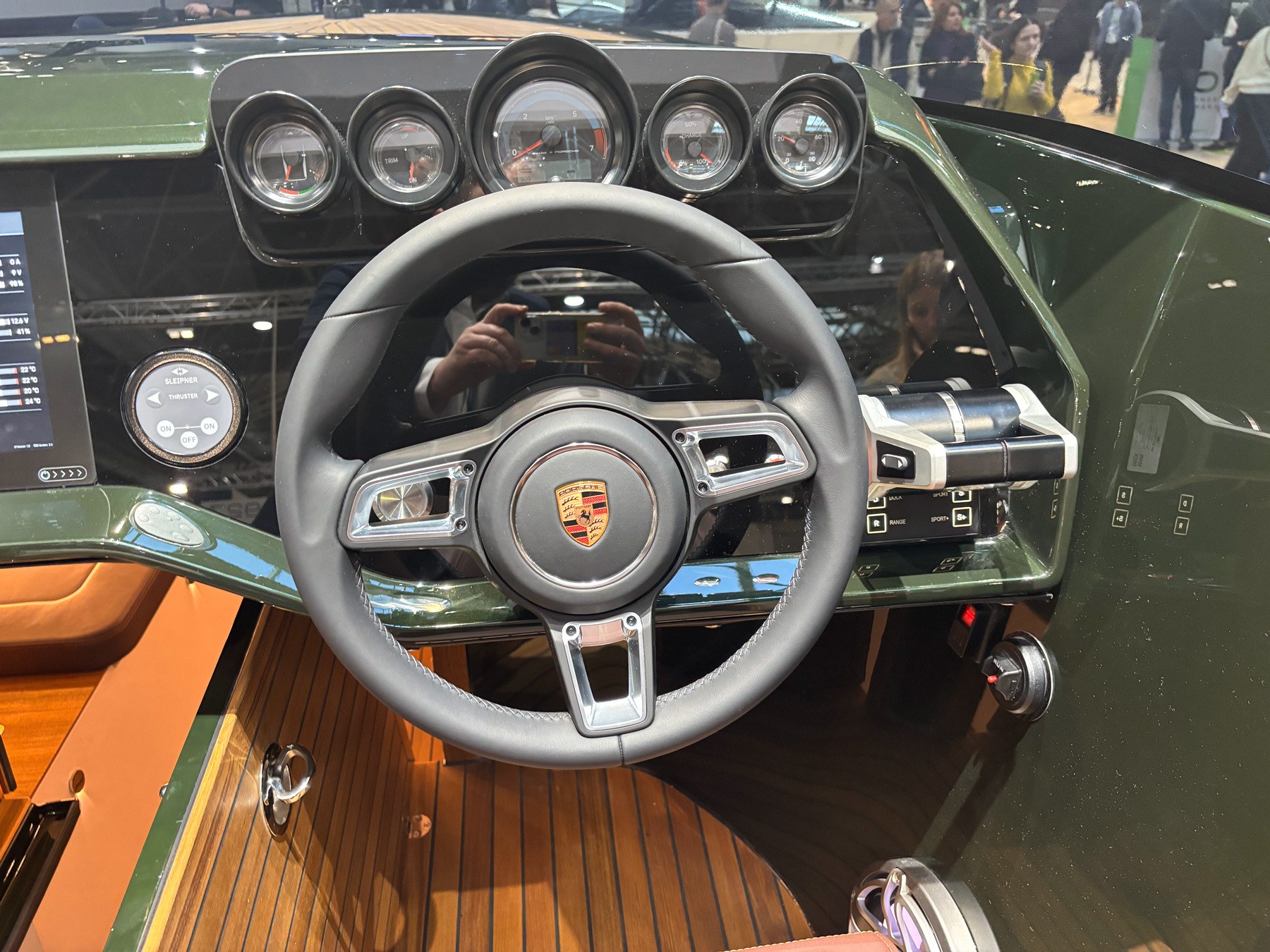 Frauscher x Porsche 850 Fantom