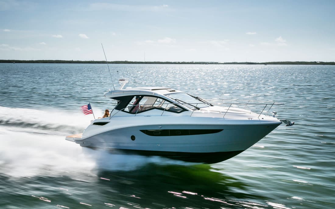 Катер Sea Ray Sundancer 350 Coupe фото 1.1
