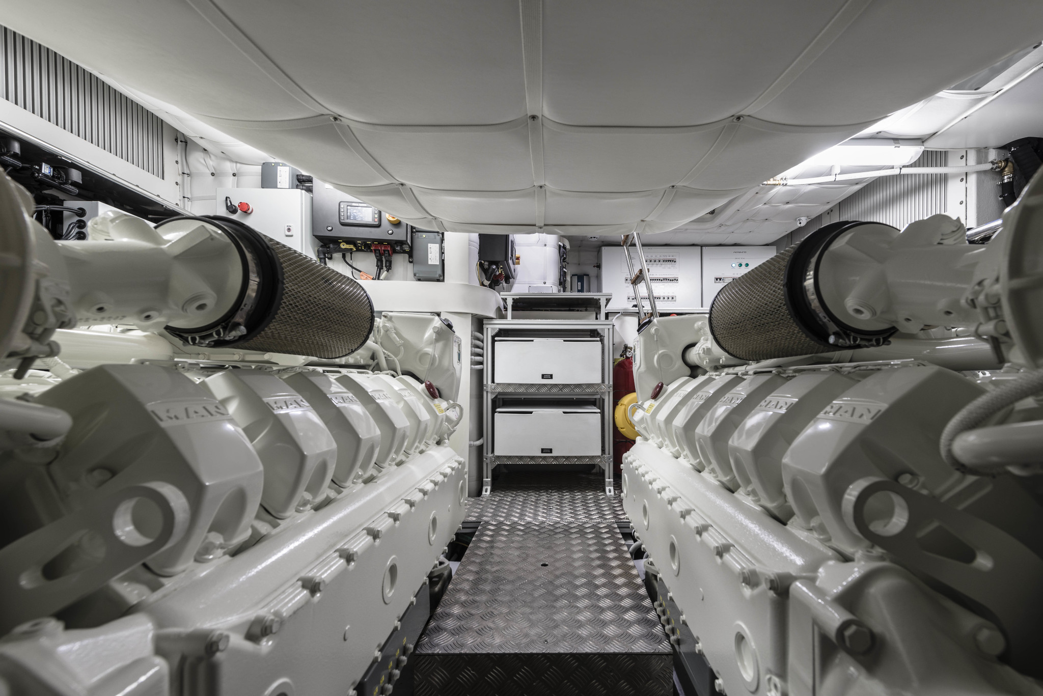 Pershing 6x