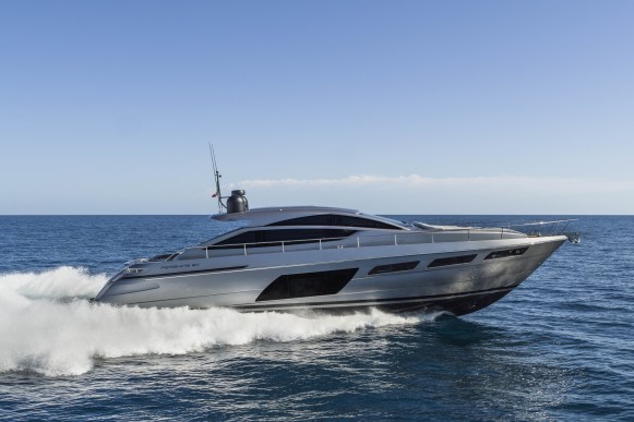 Pershing 7x