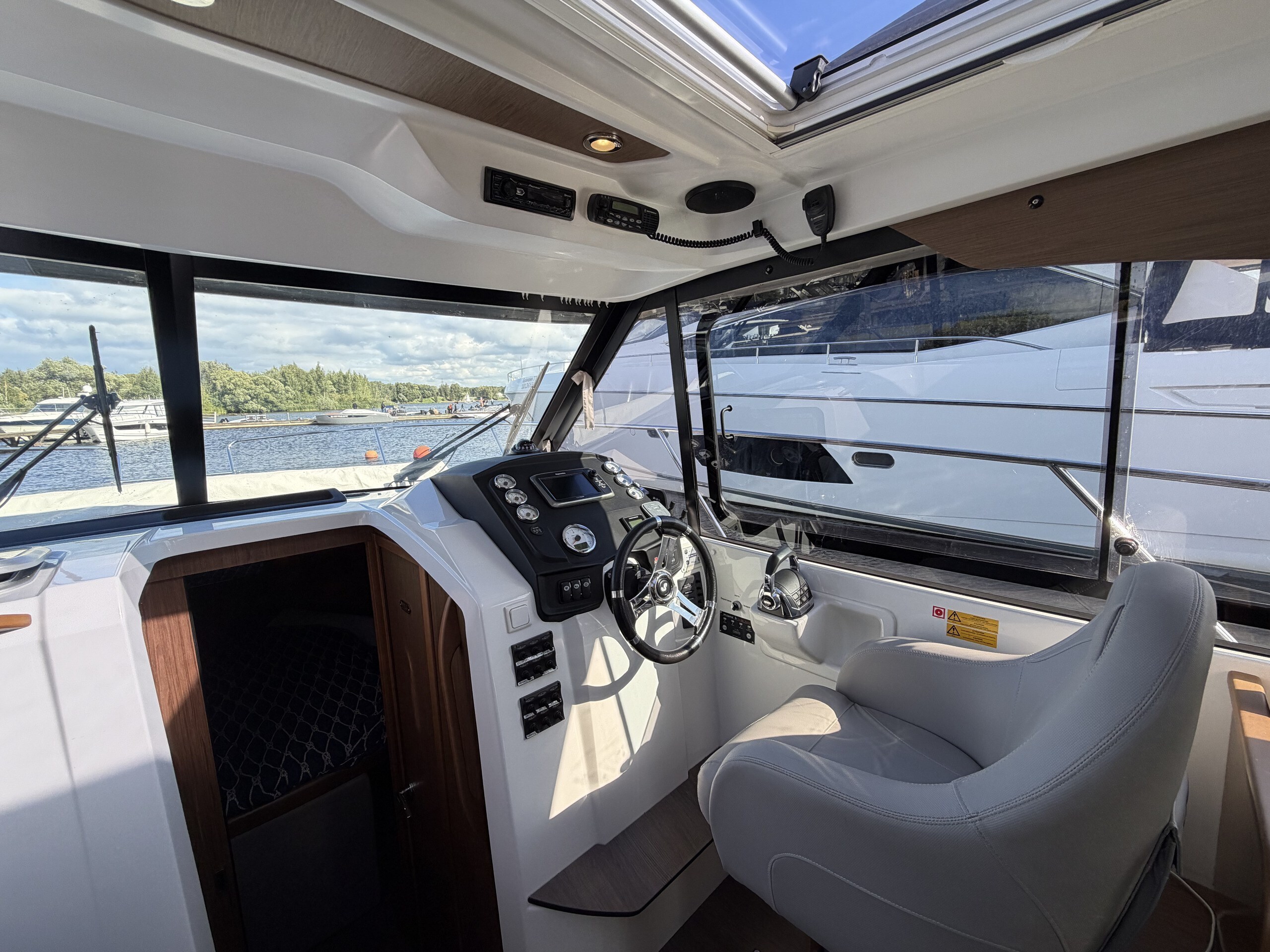 Beneteau Antares 30s