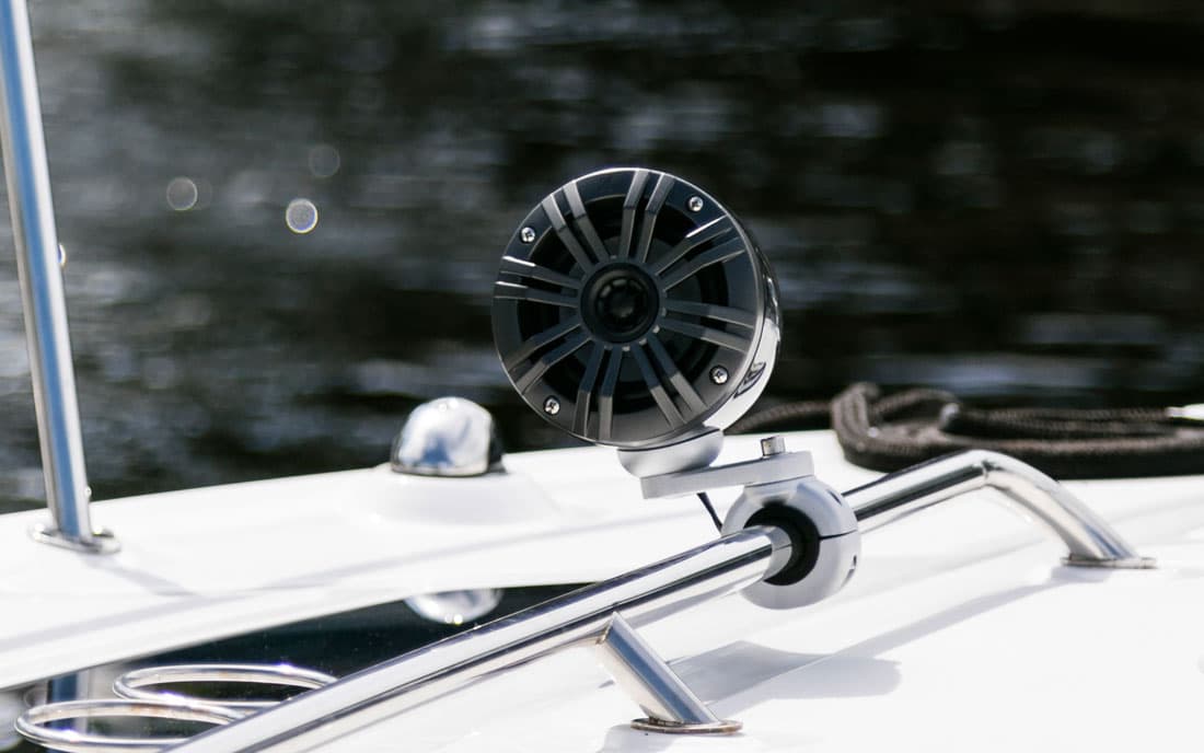 Катер Sea Ray Sundancer 350 HardTop фото 2.18
