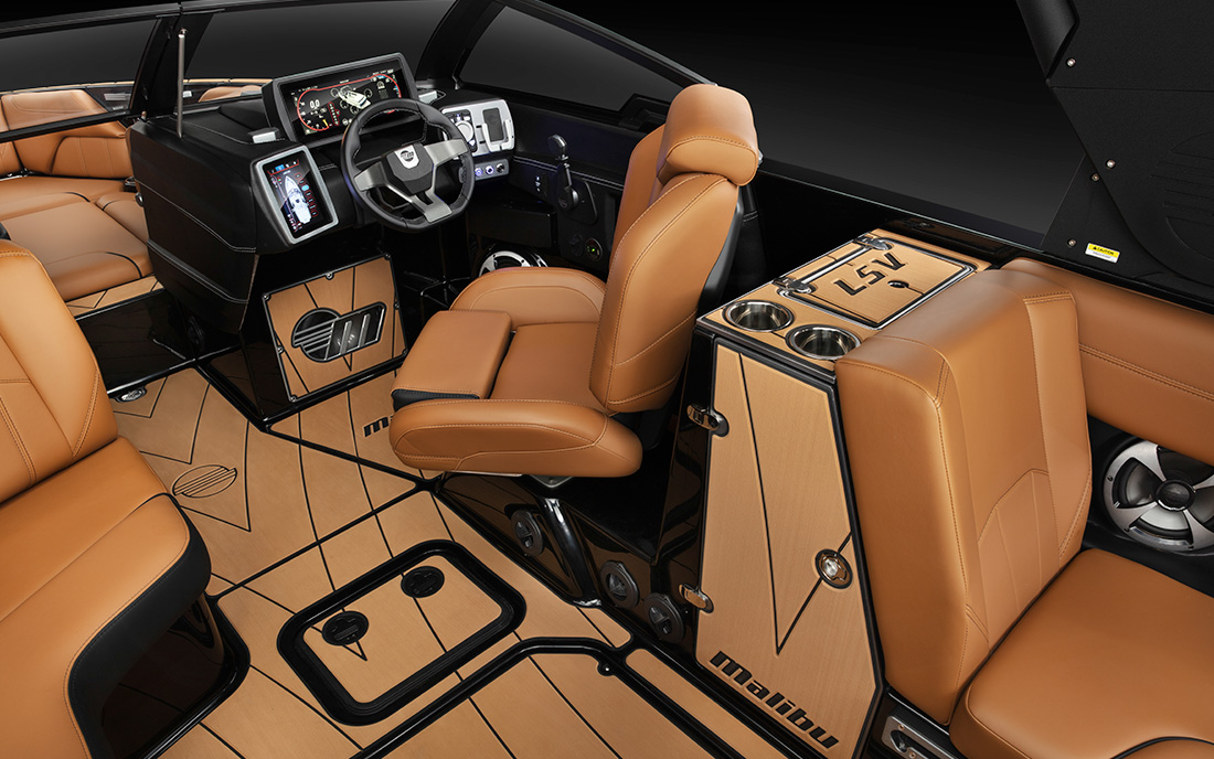 Катер буксировщик Malibu 25LSV 2021 фото 2.1