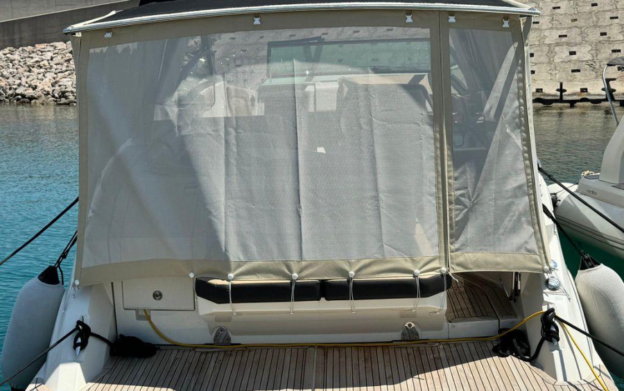 Sea Ray Sundancer 320