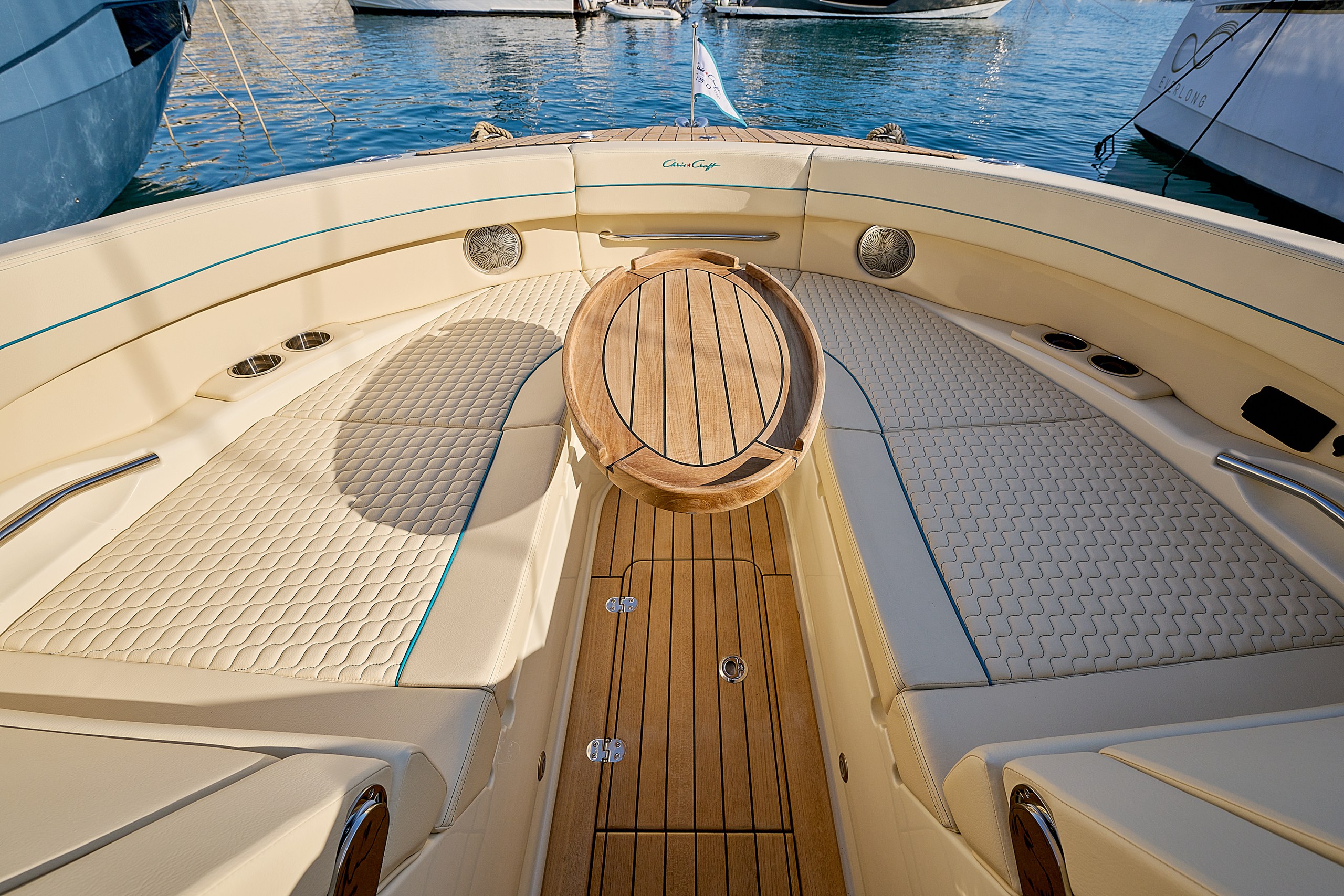 Chris-Craft Launch 31 GT